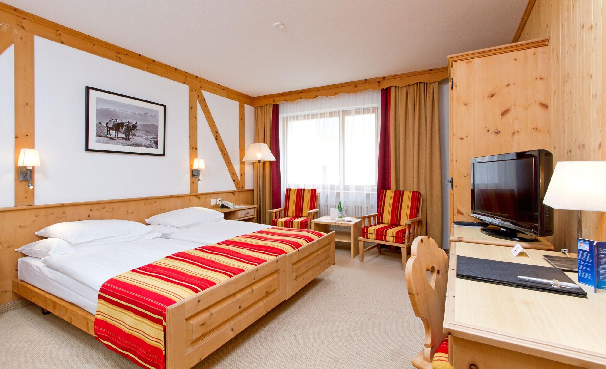 Edelweiss Swiss Quality Hotel Sils Maria Cameră foto