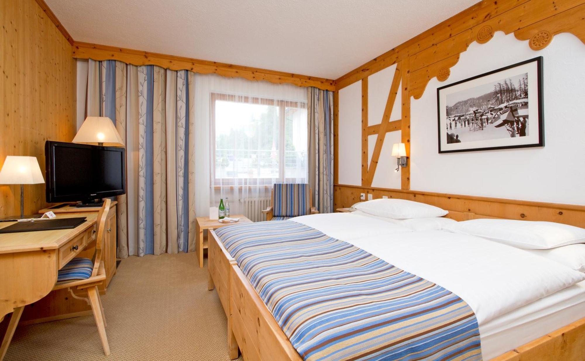 Edelweiss Swiss Quality Hotel Sils Maria Cameră foto